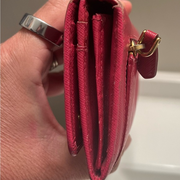 Prada Fuchsia Women's Wallet Estimated original retail: $690 – $750 - Picture 5 of 9